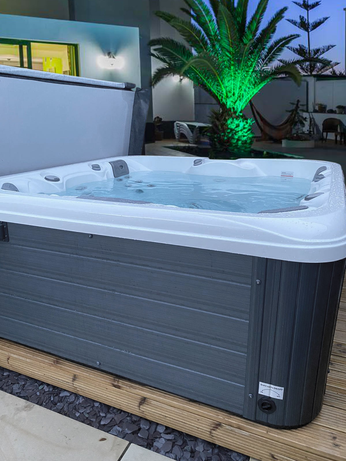 13 Amp Plug and Play Hot Tubs for Sale