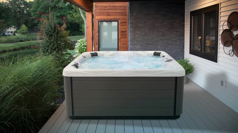 Hot tub buying guide