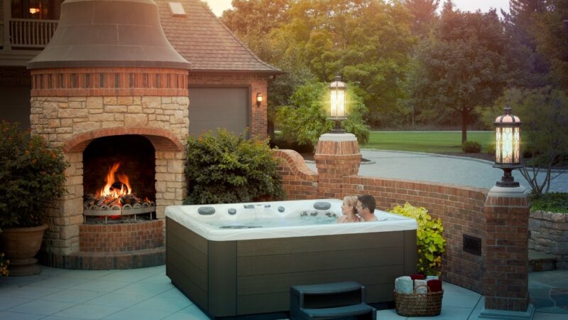 types of hot tubs